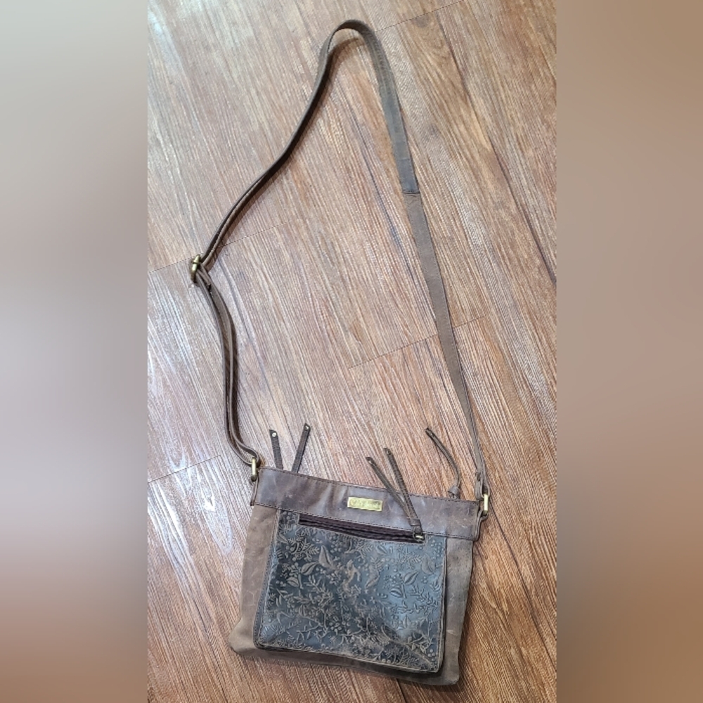 Valenchi Women's Brown Genuine Leather Crossbody Purse Bag made in India -